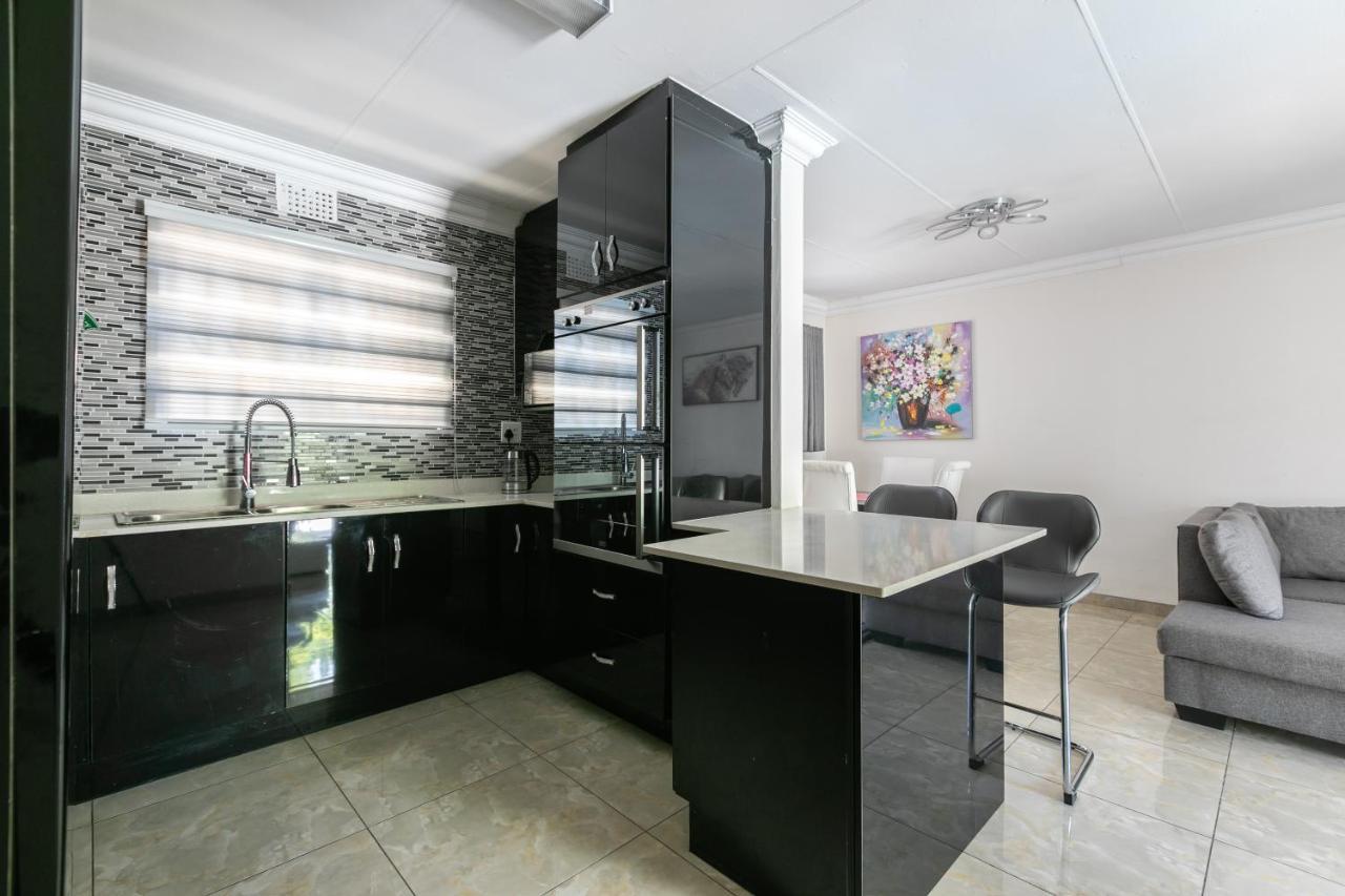 Signature Lodge Kempton Park Exteriér fotografie