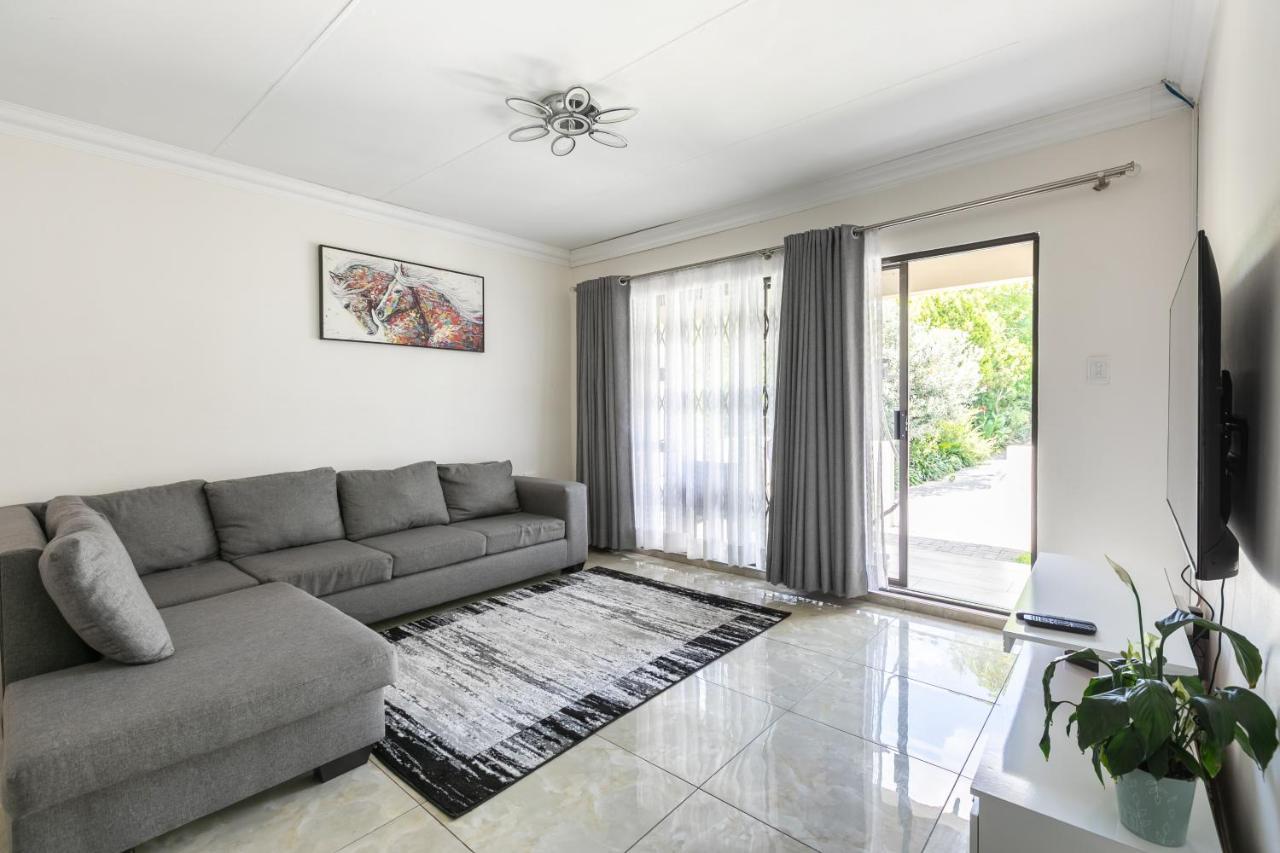 Signature Lodge Kempton Park Exteriér fotografie